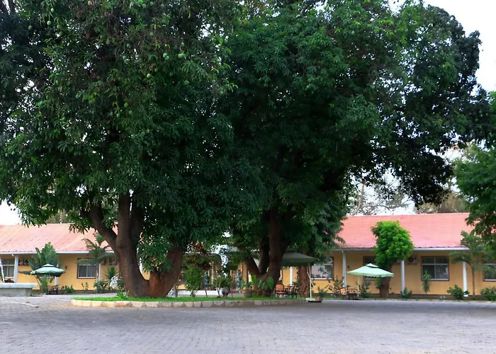 Oriental Swan Hotel