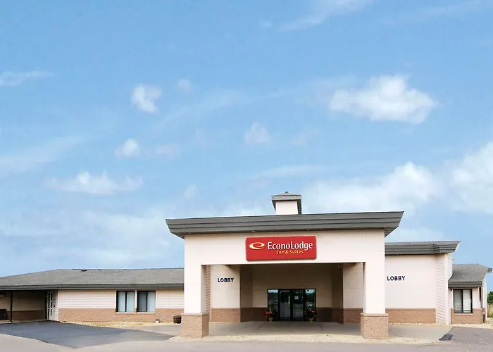 Econo Lodge Inn & Suites Menomonie
