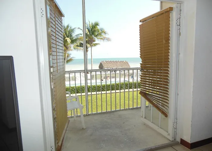 Casa Del Sol Beach Resort