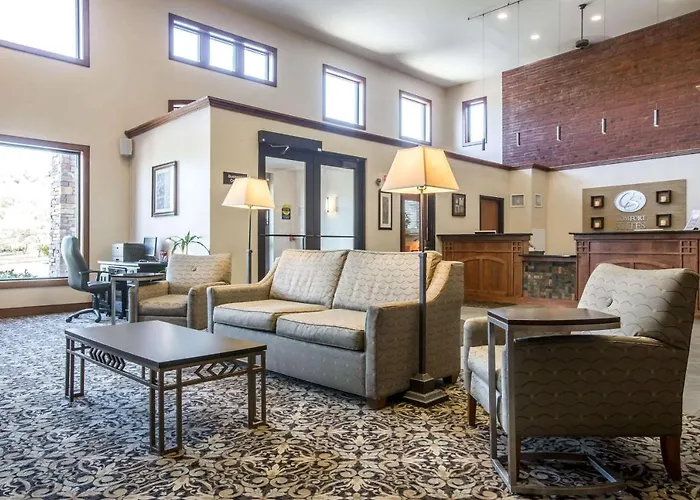 Comfort Suites South Burlington Near University