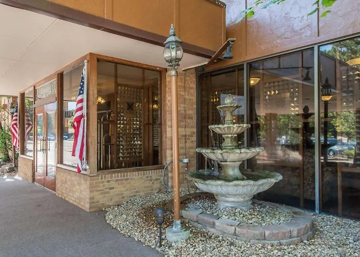 Rodeway Inn And Suites Boulder Broker