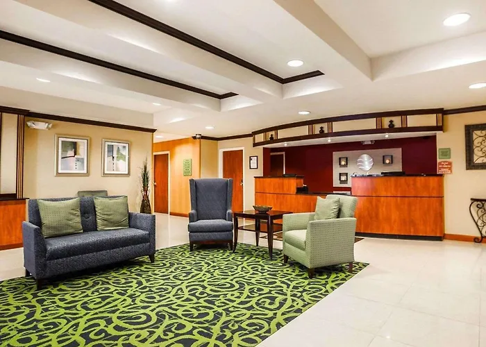 Comfort Inn Kansas City / Airport