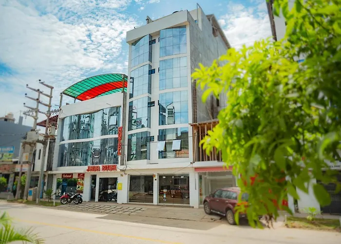 Hotel Jhor Bush