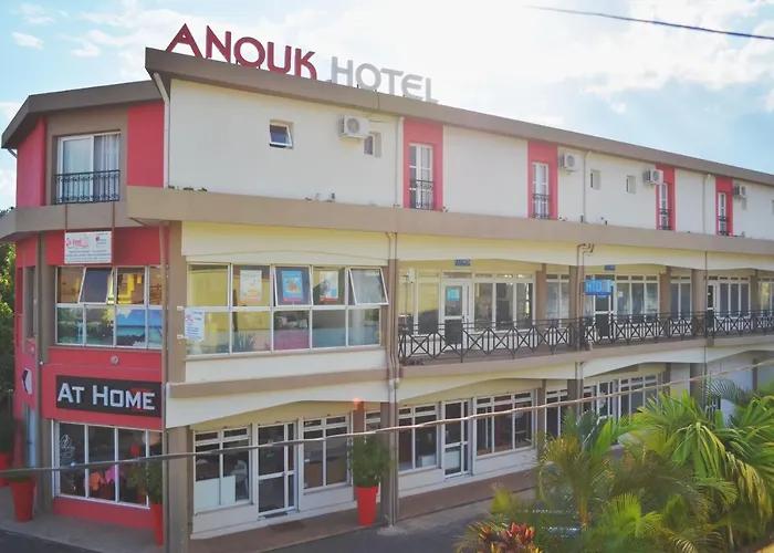 Anouk Hotel
