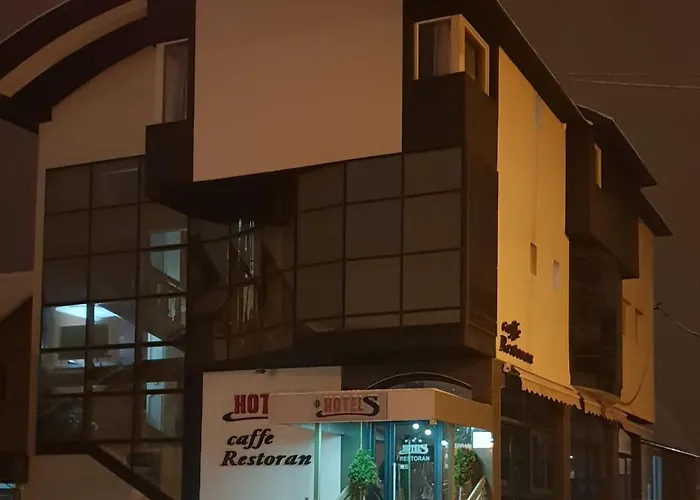 Hotel S