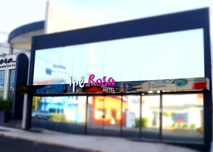 Ipê Rosa Hotel