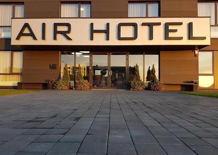 Air Hotel