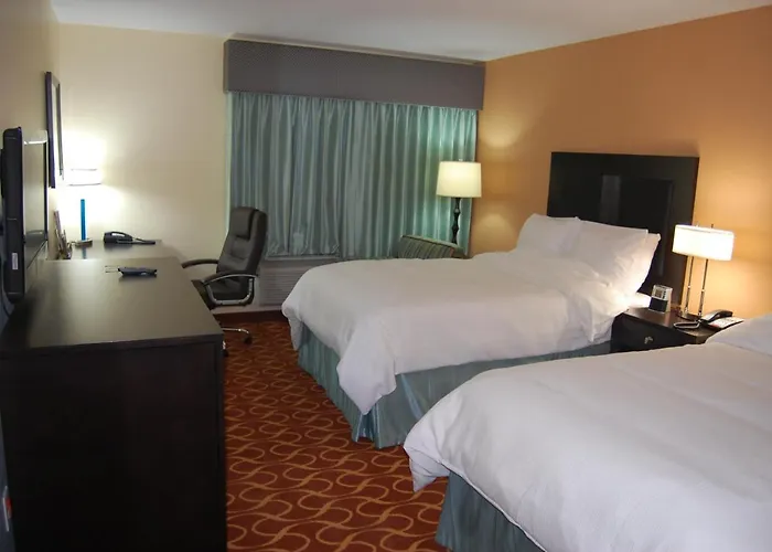 Lux Hotel & Spa Arlington