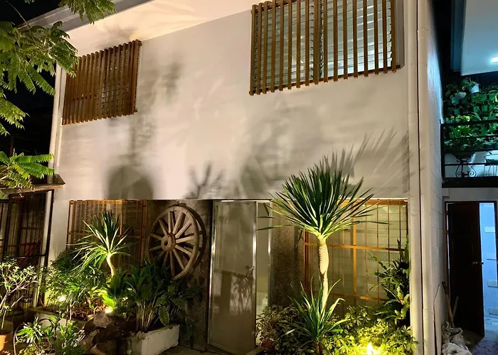 Courtyard Hotel