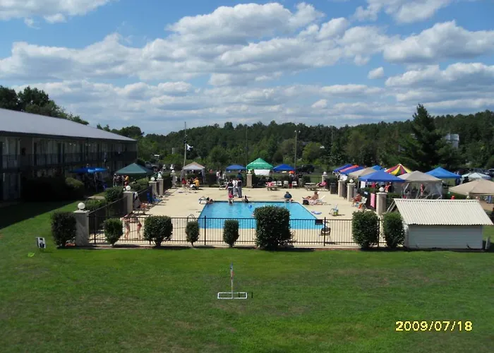 Budgetel Inn And Suites Cartersville