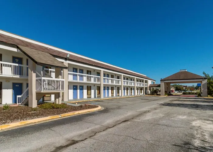 Motel 6-Holyoke, Ma