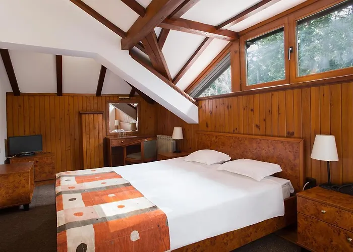 Victoria Hotel Borovets - Free Parking