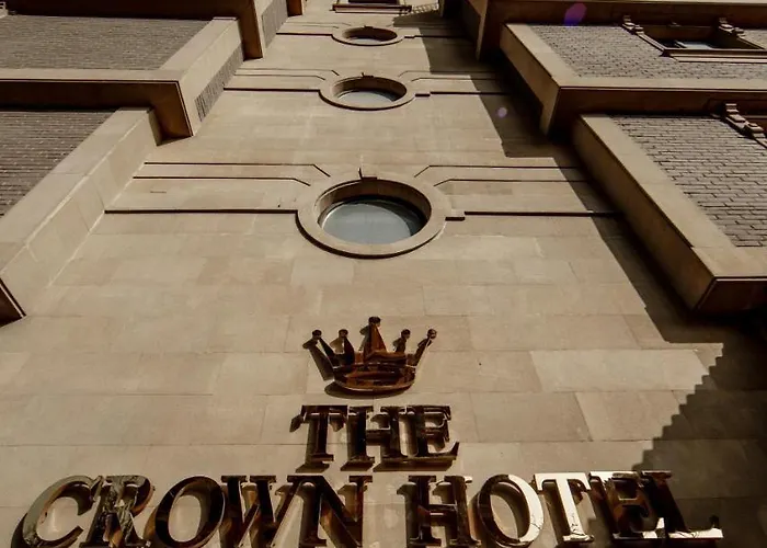 The Crown Hotel Baku