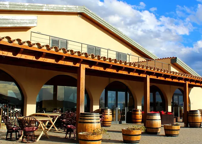 Buil & Gine Wine Hotel