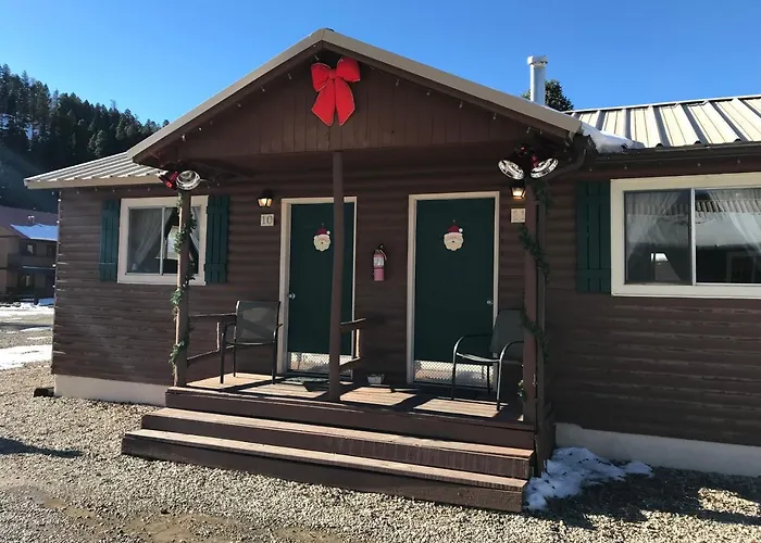 Three Bears Lodge Red River