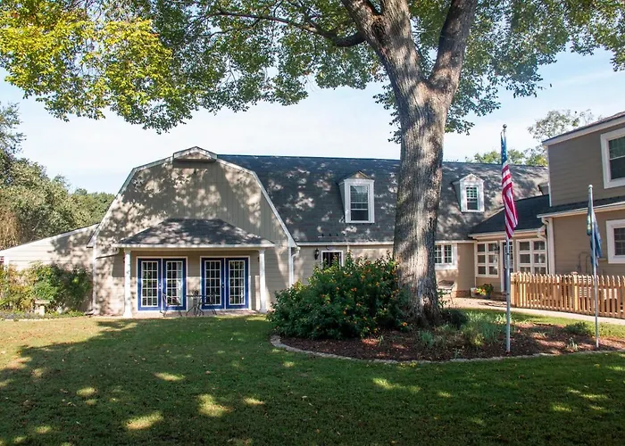 Marl Inn Bed And Breakfast Yorktown