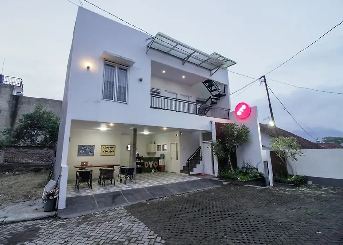 Oyo 396 Tibrae Residence Syariah