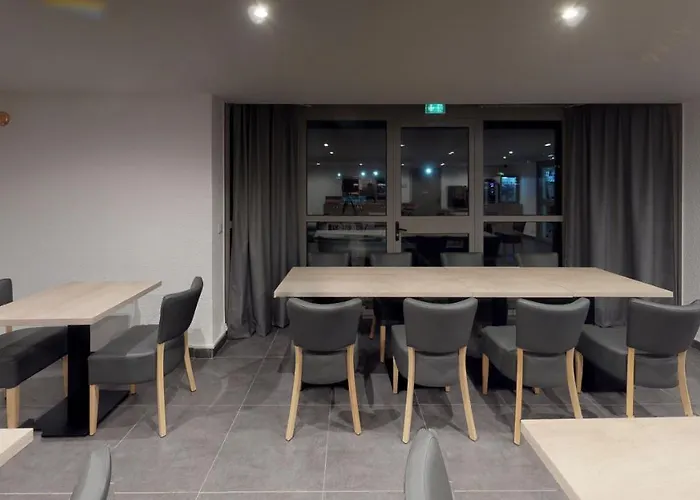 Hôtel du stade ex Kyriad Direct Lille Est Stade Pierre Mauroy