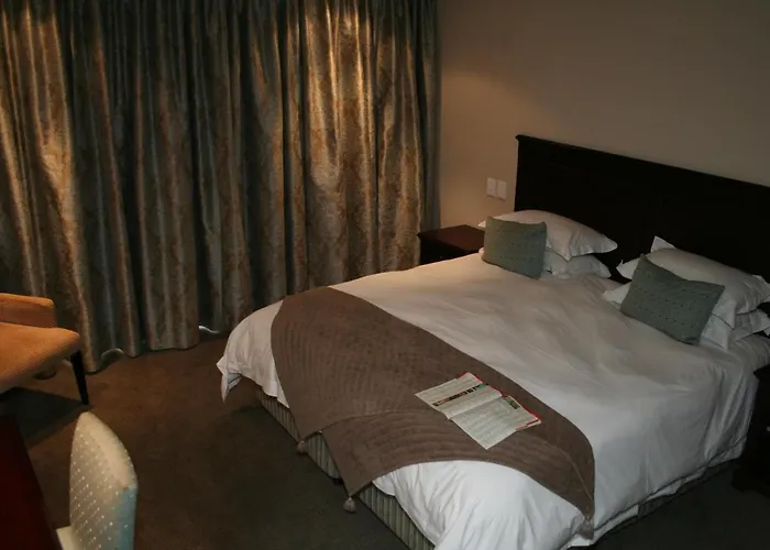 Queens Casino And Hotel