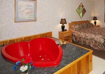 Econo Lodge Inn & Suites