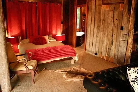 Love Cabins
