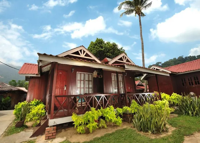 Paya Beach Resort Kampong Juara