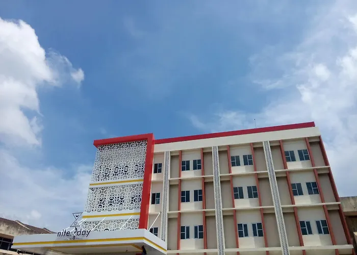 Nite And Day Batam Jodoh Square