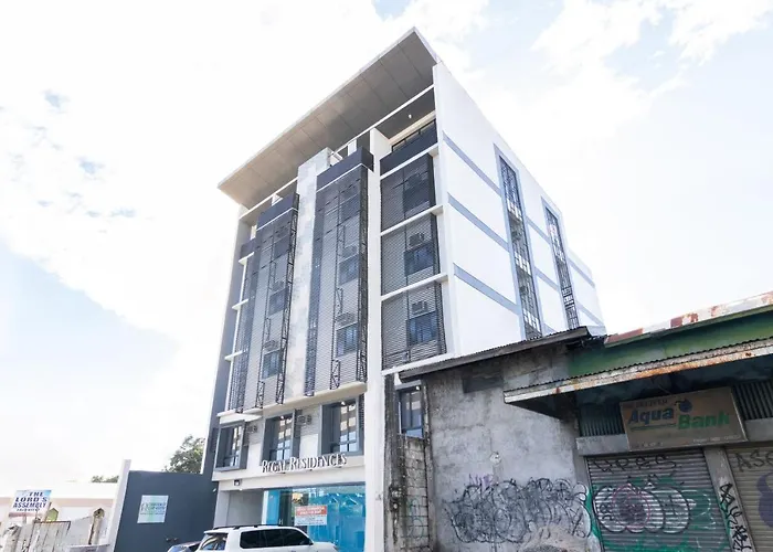 Oyo 136 Regal Residences