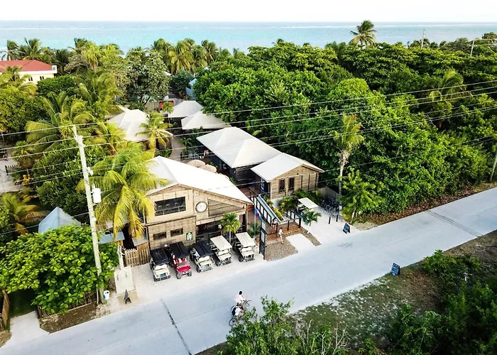 Pur Boutique Cabanas, Adults Only