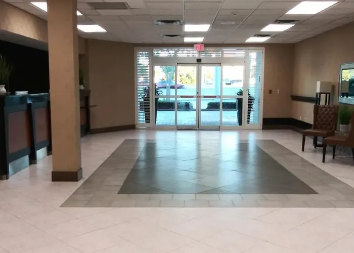 Surestay Plus Hotel By Best Western Clearwater Central