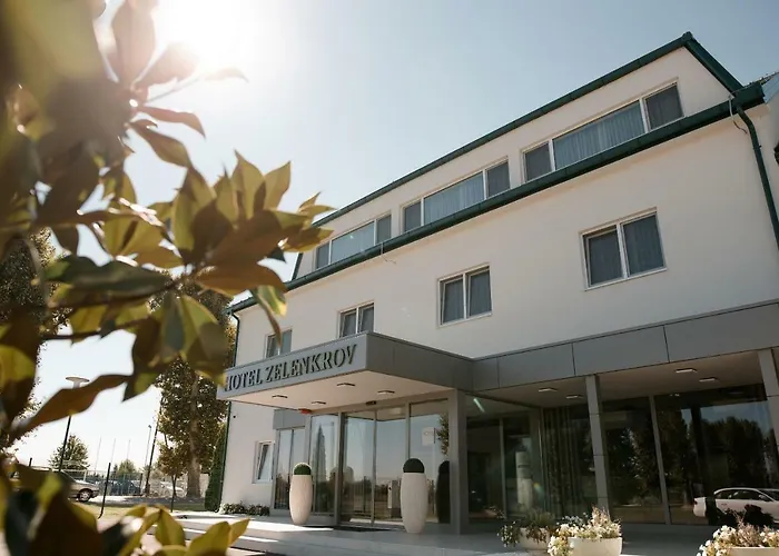 Hotel Zelenkrov