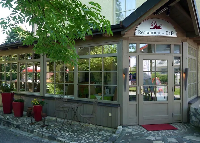 Hotel Lenauhof