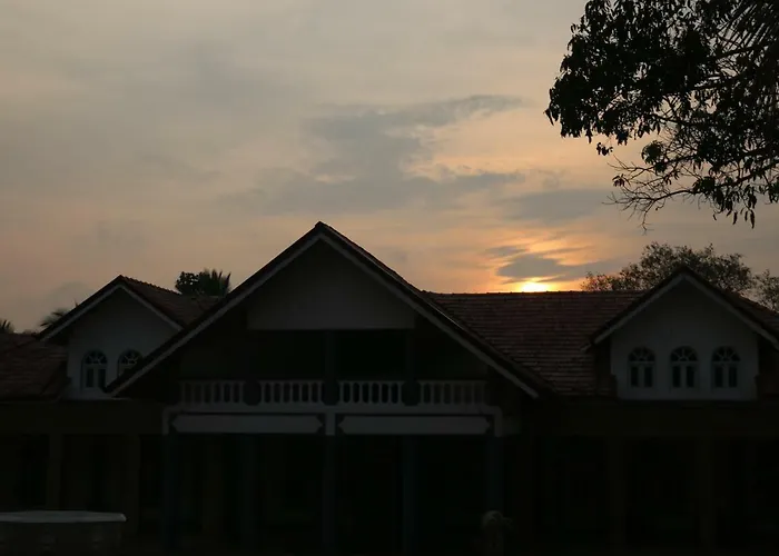 Hotel Aurelia Negombo