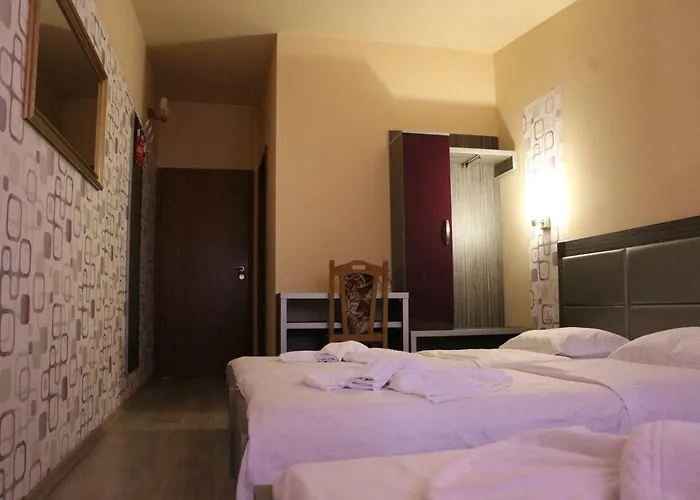 Hotel Caras