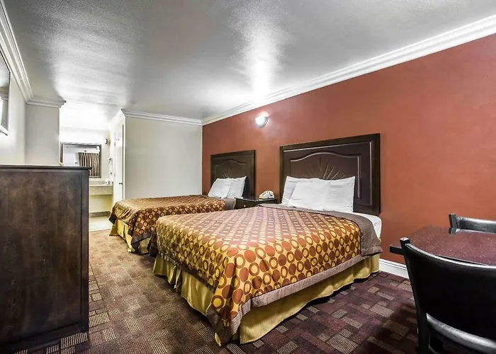Econo Lodge Pico Rivera