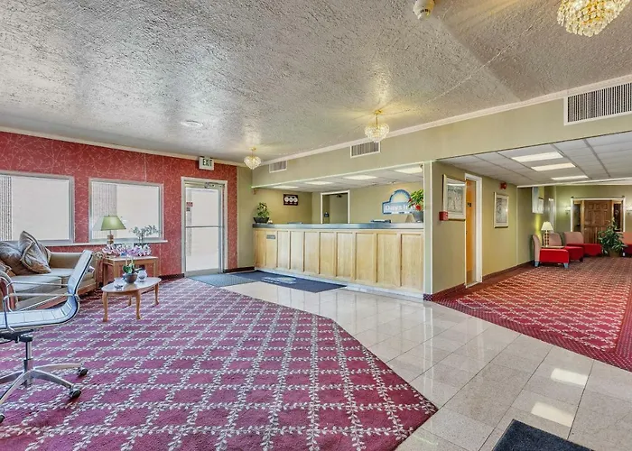 Days Inn By Wyndham Ogden