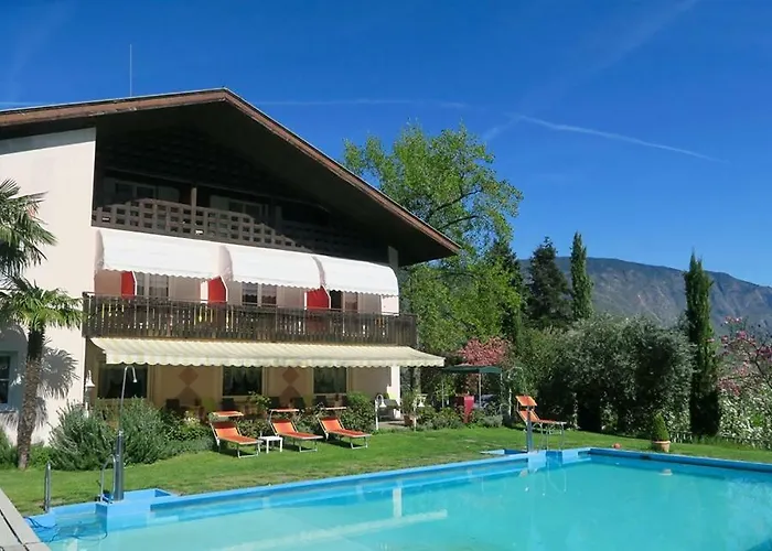 Garni Hotel Burgleitenhof