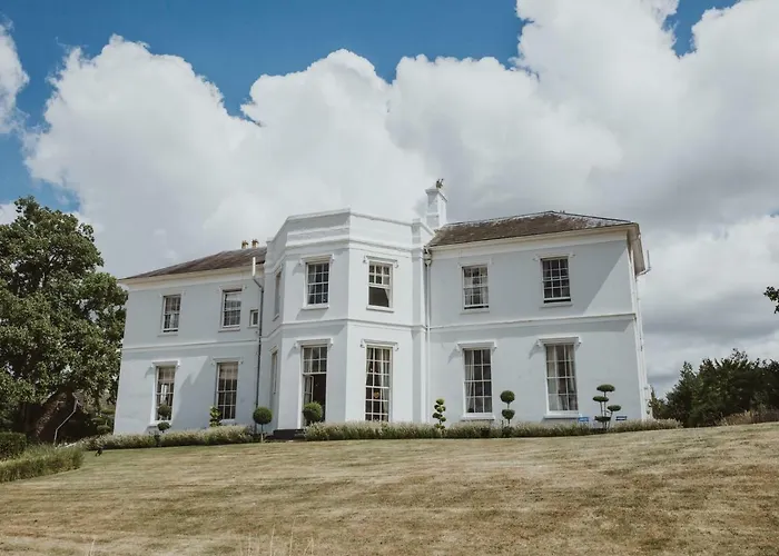 Brooks Country House