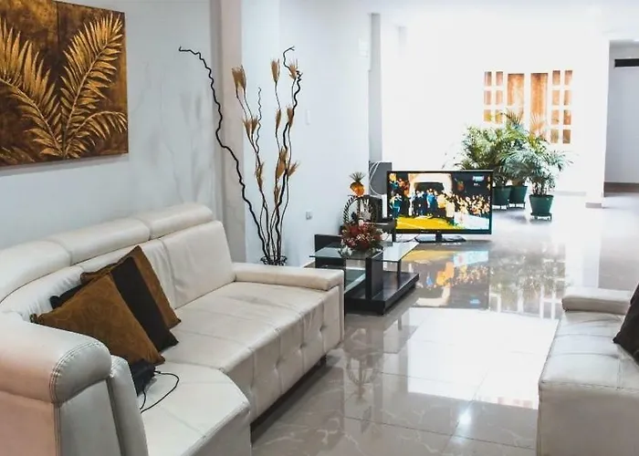 Hotel Palms Central
