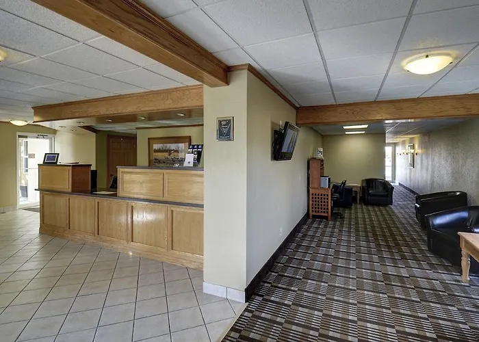 Boarders Inn & Suites - Kearney
