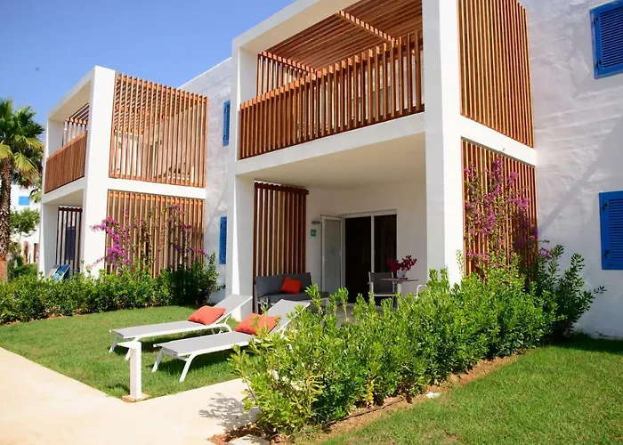 Cala Llenya Resort Ibiza