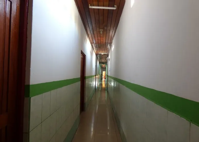 Hotel Aloe Uka
