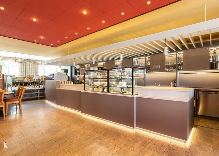 Hotel Pension Cafe Hasler