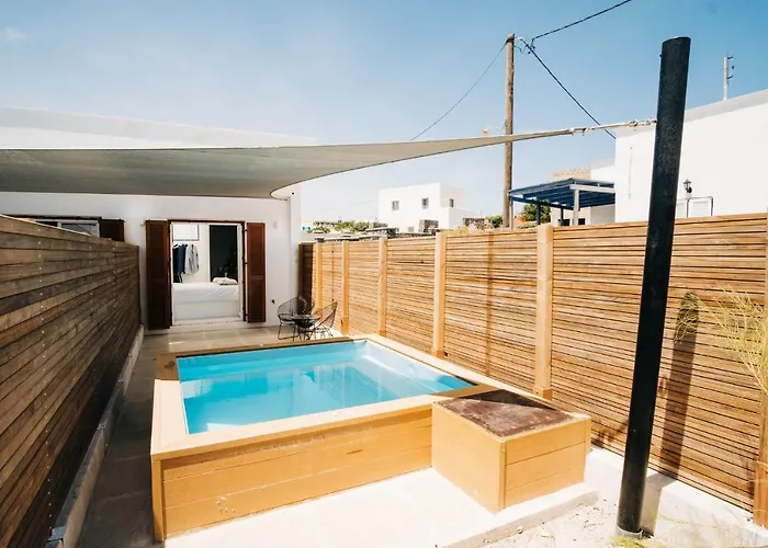 Mesanto Luxury Suites