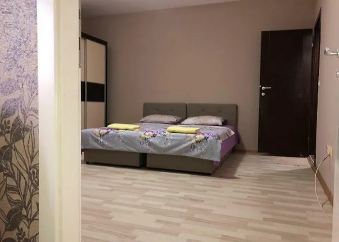 Struga Rooms-Dhoma-Sobi