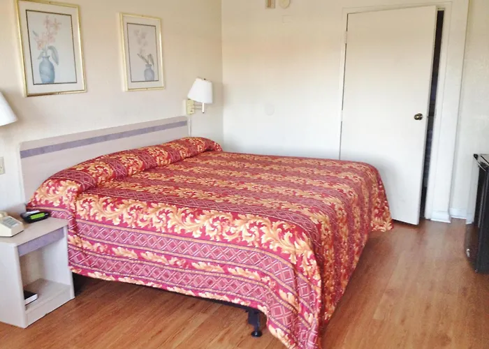 Americas Best Value Inn Tucker