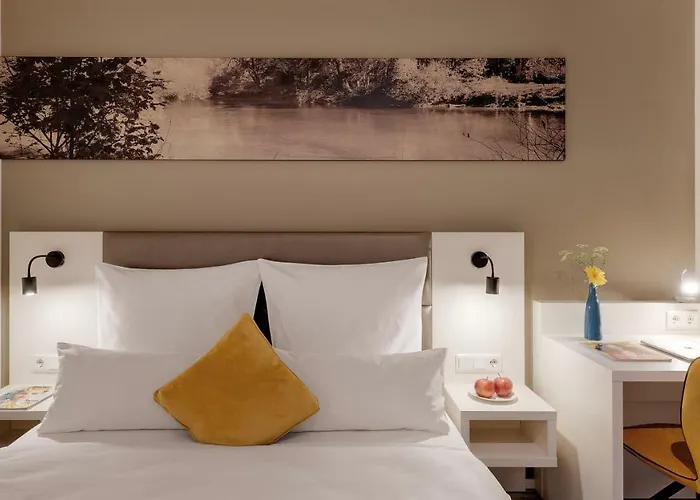 Amper Art Hotel