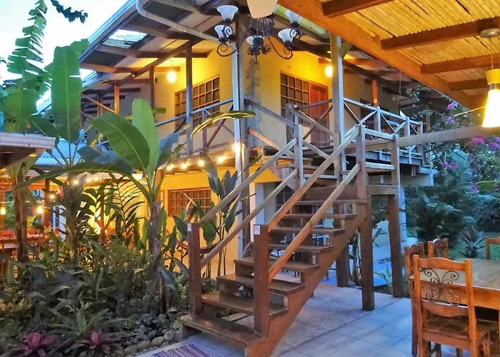 Hotel Pura Vida
