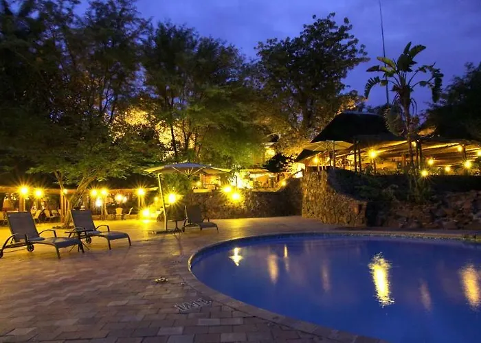 Cresta Mowana Safari Lodge