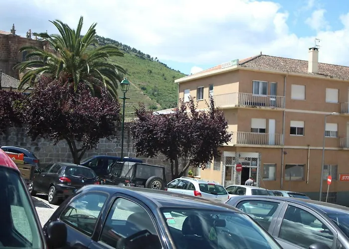 Caçula, Alojamento Local